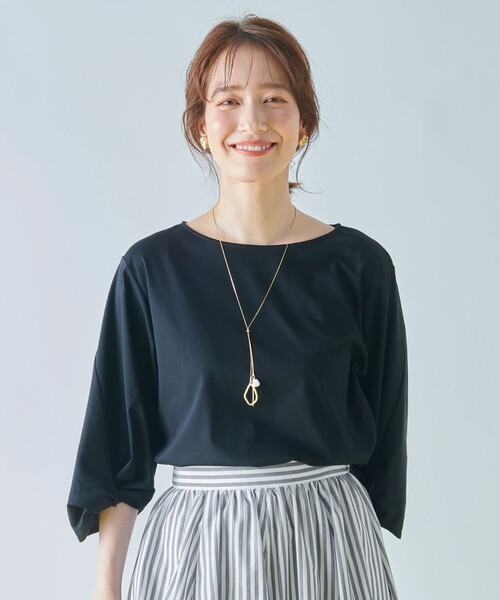 ANY(エニィ)の「【接触冷感】シルケットスムース ツイストスリーブトップス(Tシャツ/カットソー・レディース・グレー系/オールドローズ系/グリーン系/アイボリー系/ライトグリーン系/ベージュ系/ブラック系・3/2)」の2枚目の写真