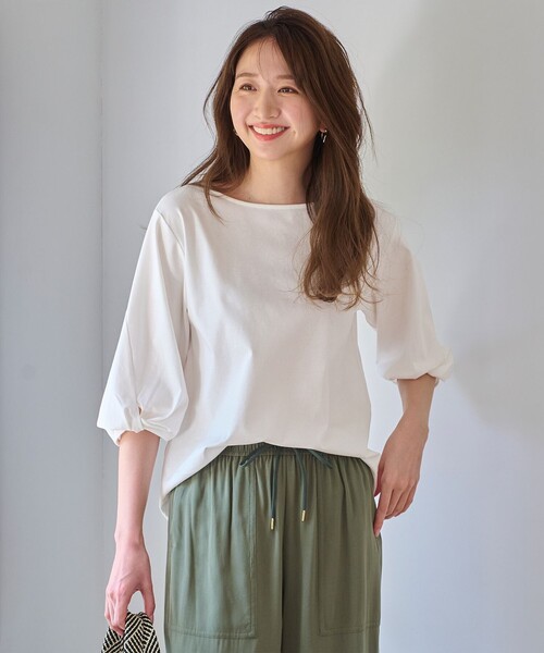 ANY(エニィ)の「【接触冷感】シルケットスムース ツイストスリーブトップス(Tシャツ/カットソー・レディース・グレー系/オールドローズ系/グリーン系/アイボリー系/ライトグリーン系/ベージュ系/ブラック系・3/2)」の5枚目の写真