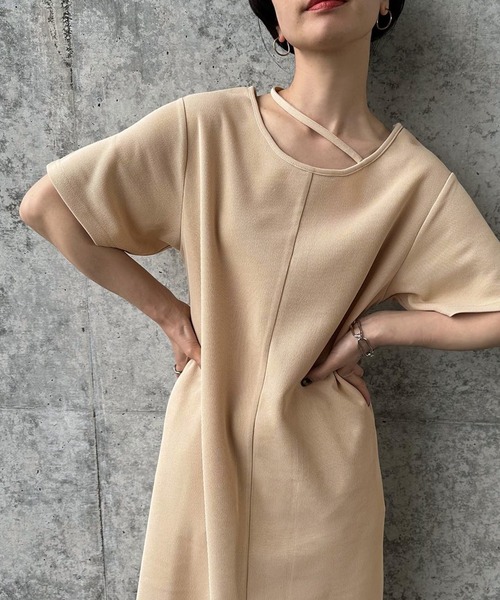 select MOCA by son(セレクトモカバイソン)の「ネックレイヤードリラックスワンピース(ワンピース・レディース・ブラック/ベージュ/ホワイト/ライトグレー・FREE)」の22枚目の写真