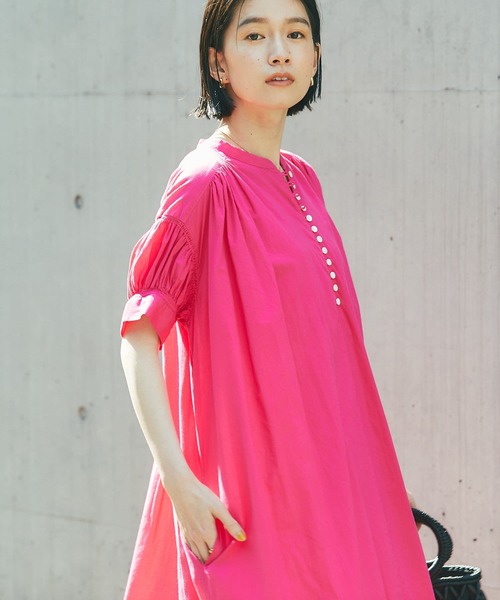 リヴドロワRIVE DROITE コットン100%多ボタンゆったりワンピース RIVE DROITE（リヴドロワ）の「着心地楽ちん/コットンギャザー