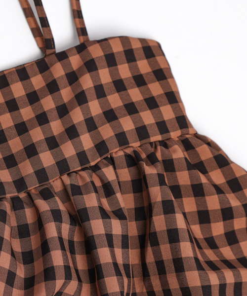 SUGAR BISKET（シュガービスケット）の「ギンガムチェックキャミソールワンピース（ワンピース・レディース・ブラウン系その他/ブラック系その他/パープル系その他/ブルー系その他・フリー）」の6枚目の写真