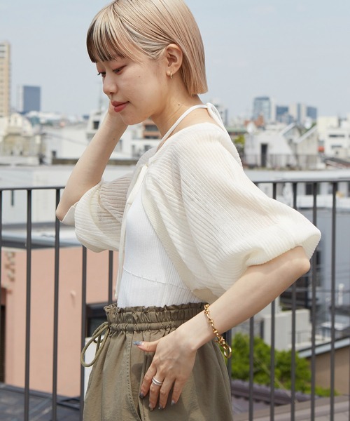 w closet(ダブルクローゼット)の「【SETアイテム】シアーボレロ&リブキャミソール(カーディガン/ボレロ・レディース・オフホワイト/ブラック/ピンク/サックスブルー/ライトブラウン・FREE)」の7枚目の写真