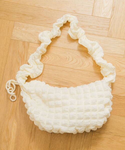 ems excite（エムズエキサイト）の「2wayポコポコBAG（ショルダーバッグ・レディース・ブラック/ライトグリーン/ナチュラル・FREE）」の6枚目の写真