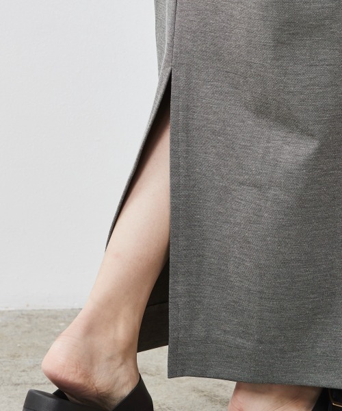 CHIC STYLE（シックスタイル）の「 カットソーマキシタイトスカート ＜大きいサイズ有＞シックスタイル（スカート・レディース・ブラック/グレー・5L/4L/LL/L/M/3L）」の13枚目の写真