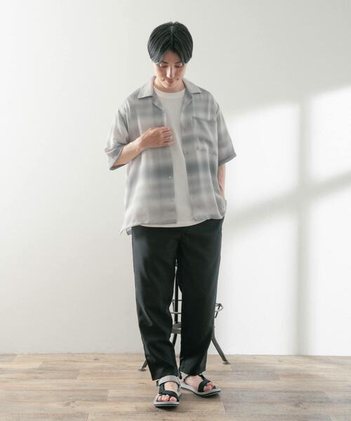 ITEMS URBANRESEARCH(アイテムズ アーバンリサーチ)の「プリントボーダー 半袖シアーシャツ(シャツ/ブラウス・メンズ・グレー/イエロー/ブルー・LARGE/MEDIUM)」の7枚目の写真