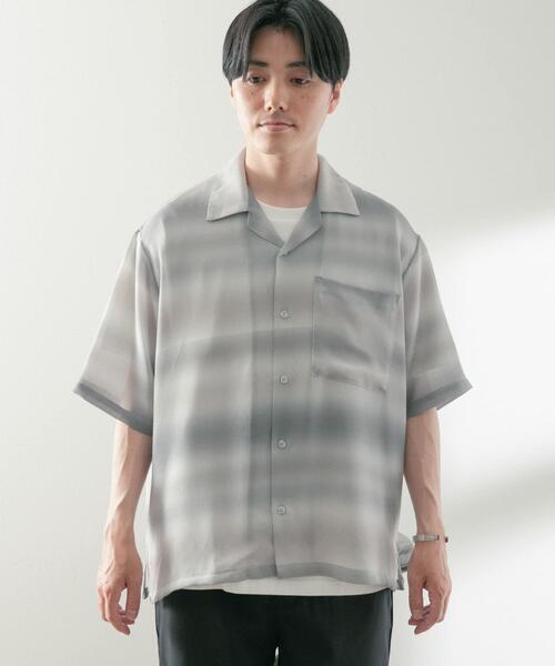 ITEMS URBANRESEARCH(アイテムズ アーバンリサーチ)の「プリントボーダー 半袖シアーシャツ(シャツ/ブラウス・メンズ・グレー/イエロー/ブルー・LARGE/MEDIUM)」の8枚目の写真