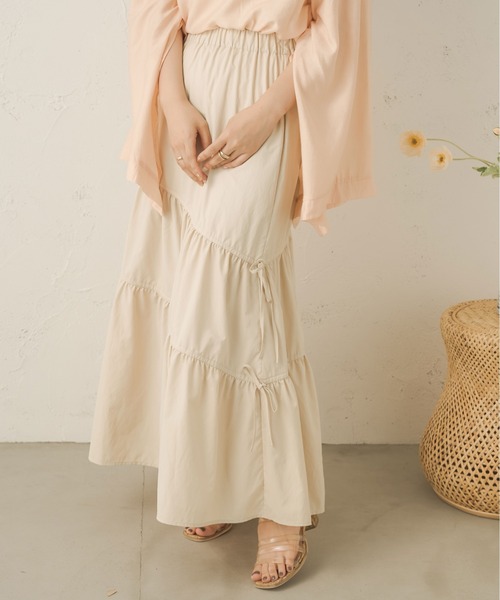 Ambre Neige(アンブルネージュ)の「アシメギャザーリボンスカート/【WEB/EC限定商品】(スカート・レディース・ブラック/アイボリー・FREE)」の4枚目の写真