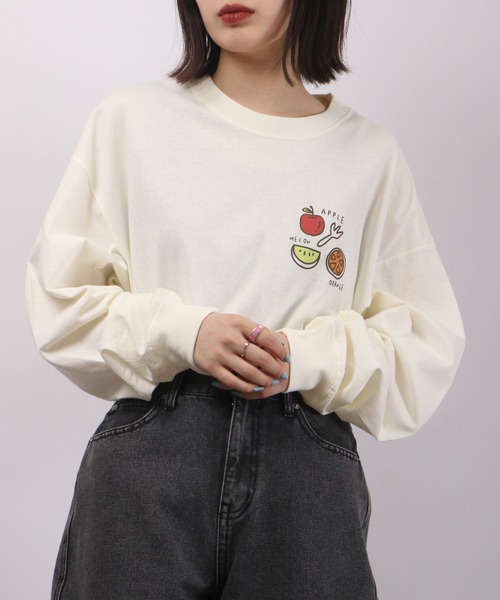 spiritoso(スピリトーゾ)の「spiritoso フルーツブリント長袖Tシャツ(Tシャツ/カットソー・レディース・オフホワイト/サーモンピンク・F)」の1枚目の写真