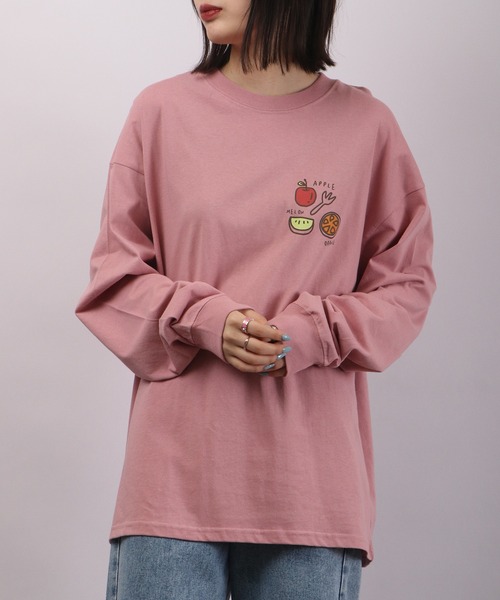 spiritoso(スピリトーゾ)の「spiritoso フルーツブリント長袖Tシャツ(Tシャツ/カットソー・レディース・オフホワイト/サーモンピンク・F)」の4枚目の写真