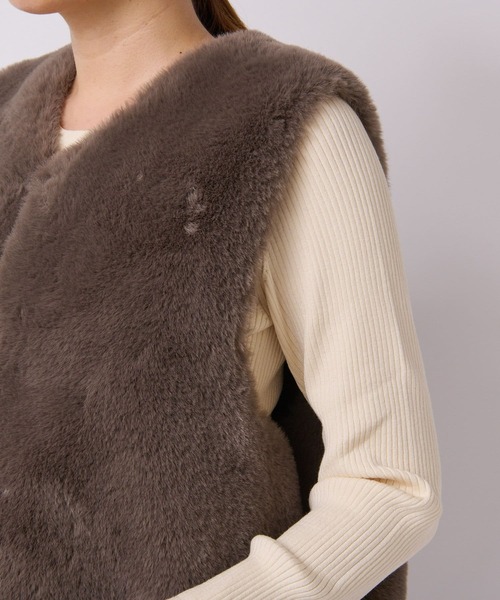 RIVE DROITE（リヴドロワ）の「リバーシブルエコファーベスト（ベスト・レディース・アイボリー/モカ・FREE）」の9枚目の写真