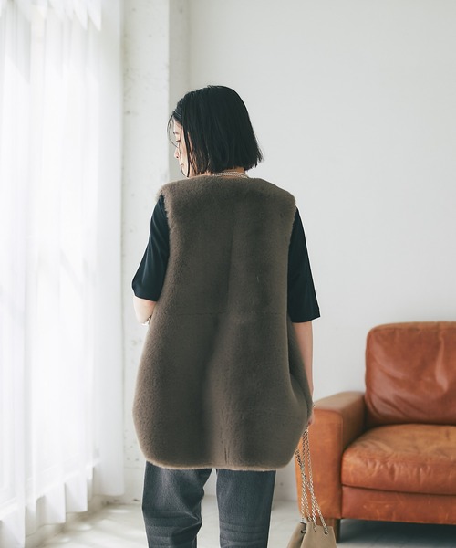 RIVE DROITE（リヴドロワ）の「リバーシブルエコファーベスト（ベスト・レディース・アイボリー/モカ・FREE）」の22枚目の写真