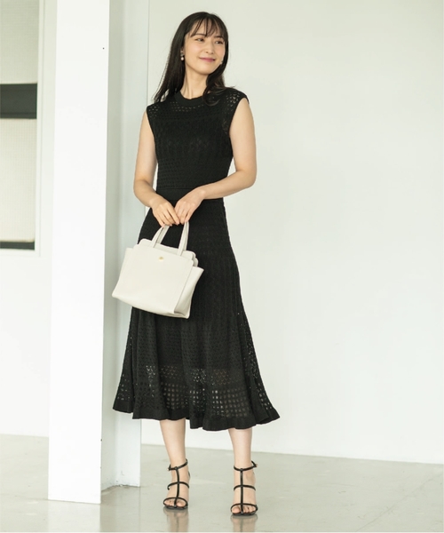 AlexanderMcQueen ブラック ワンピース 透かし織り ニット AlexanderMcQueen ブラック ワンピース 透かし織り ニット レース