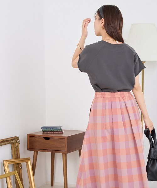 OMNES（オムネス）の「裏毛フレンチスリーブプルオーバー（Tシャツ/カットソー・レディース・ベージュ/グレー/チャコール・FREE）」の13枚目の写真