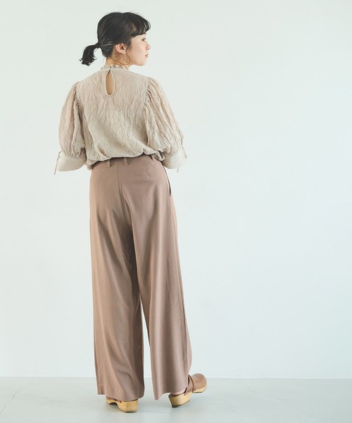 Crisp（クリスプ）の「シアーフリルボリュームブラウス（シャツ/ブラウス・レディース・ブラック/グリーン/ベージュ・FREE）」の9枚目の写真