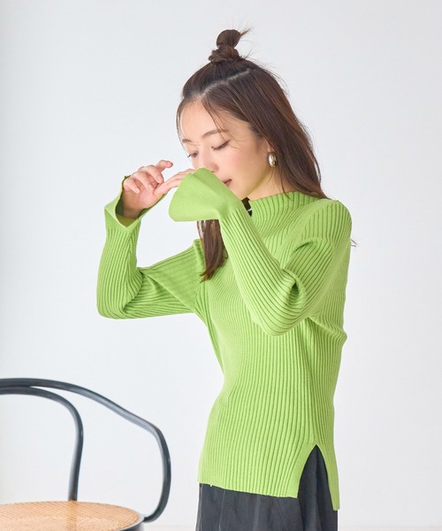 VIS(ビス)の「【洗える】モックネック袖スリットリブニット(ニット/セーター・レディース・ブラック/グレー/ライトグリーン/パープル系その他/キナリ・FREE)」の7枚目の写真
