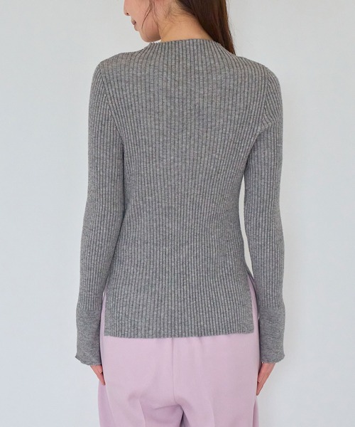 VIS(ビス)の「【洗える】モックネック袖スリットリブニット(ニット/セーター・レディース・ブラック/グレー/ライトグリーン/パープル系その他/キナリ・FREE)」の20枚目の写真