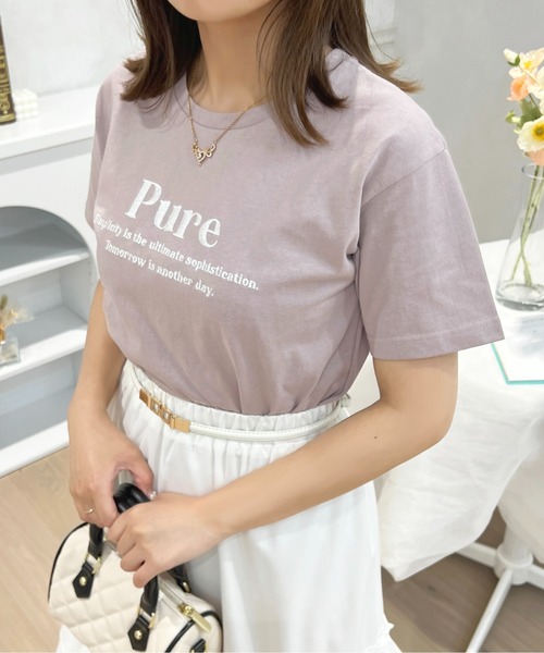 apres jour(アプレジュール)の「きらきら刺繍Tシャツ【ZOZOTOWN限定アイテム】(Tシャツ/カットソー・レディース・ラベンダー/オフホワイト/ピンク/ネイビー・フリー/X-LARGE)」の2枚目の写真