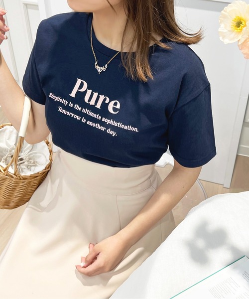 apres jour(アプレジュール)の「きらきら刺繍Tシャツ【ZOZOTOWN限定アイテム】(Tシャツ/カットソー・レディース・ラベンダー/オフホワイト/ピンク/ネイビー・フリー/X-LARGE)」の1枚目の写真