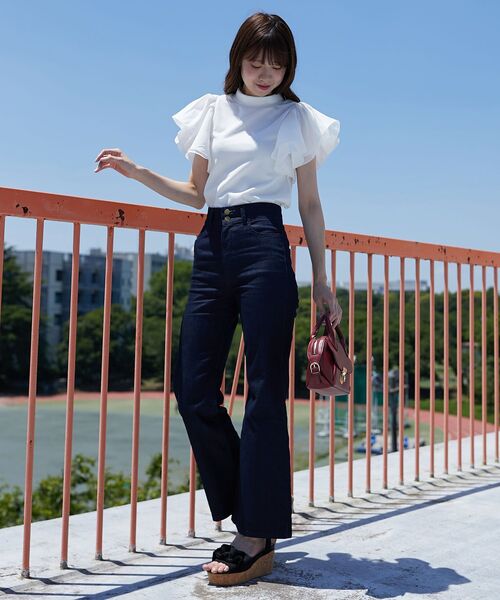 MAJESTIC LEGON（マジェスティックレゴン）の「ダブルフレアースリーブトップス（Tシャツ/カットソー・レディース・アイボリー/ブラック/ブルー・MEDIUM）」の8枚目の写真