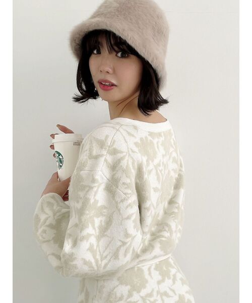 dazzlin（ダズリン）の「フラワーシャギーカーデトップス（カーディガン/ボレロ・レディース・ピンク/ブルー/アイボリー・FREE）」の14枚目の写真