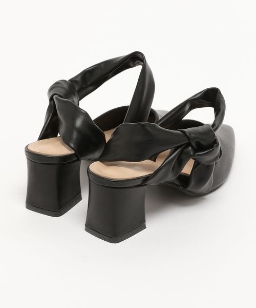 mysty woman（ミスティウーマン）の「ねじりストラップシューズ 974459（パンプス・レディース・オフホワイト/ブラック・MEDIUM/LARGE）」の18枚目の写真