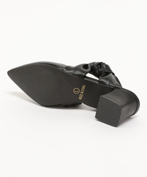 mysty woman（ミスティウーマン）の「ねじりストラップシューズ 974459（パンプス・レディース・オフホワイト/ブラック・MEDIUM/LARGE）」の13枚目の写真