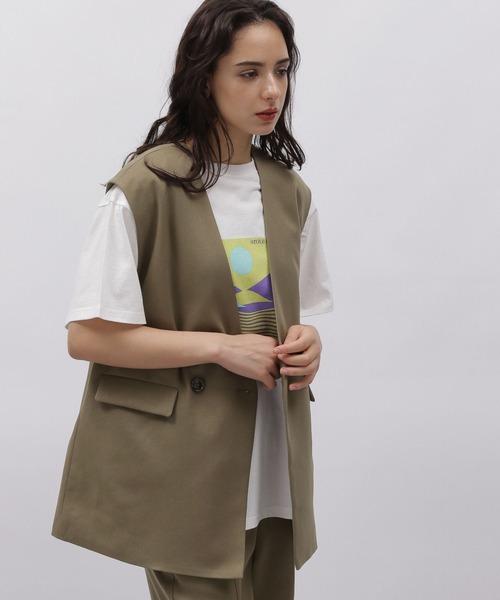 LAKOLE(ラコレ)の「ダブルブレストジレ / 972289(ベスト・レディース・ブラック/モカ/ベージュ・SMALL/MEDIUM)」の3枚目の写真