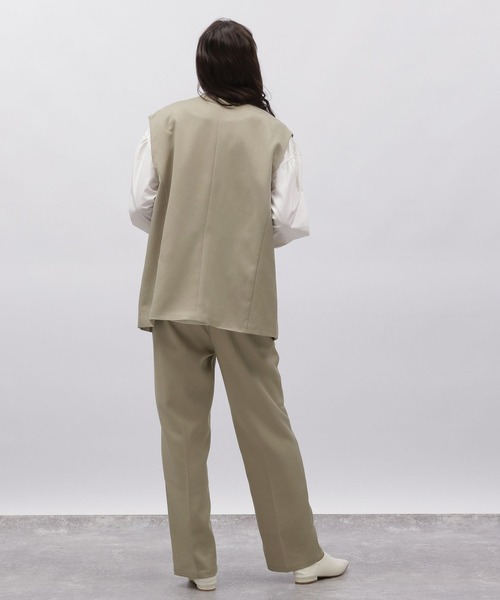 LAKOLE(ラコレ)の「ダブルブレストジレ / 972289(ベスト・レディース・ブラック/モカ/ベージュ・SMALL/MEDIUM)」の16枚目の写真