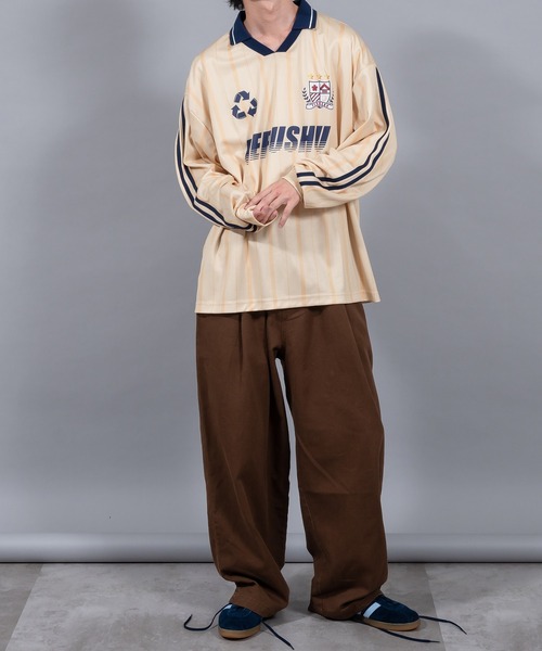 サッカーデザインゲームシャツ（Tシャツ/カットソー）｜Perushu