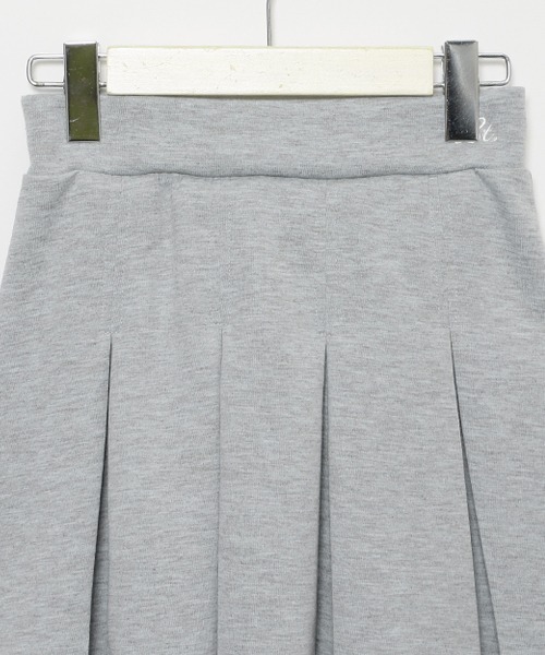 LOVETOXIC(ラブトキシック)の「ダンボールタックフレアスカパン(スカート・キッズ・オフホワイト/トップグレー/ブラック・S/L/M)」の5枚目の写真