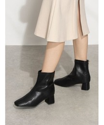 Realta（レアルタ）の「Realta(レアルタ)5cmヒールスクエアトゥストレッチショートブーツ（ブーツ）」
