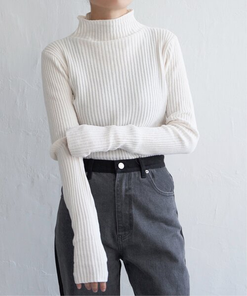 VENCEEXCHANGE（ヴァンスエクスチェンジ）の「モールリブハイネックプルオーバー（ニット/セーター・レディース・グレー/オフホワイト/ブルー/ブラック・FREE）」の11枚目の写真