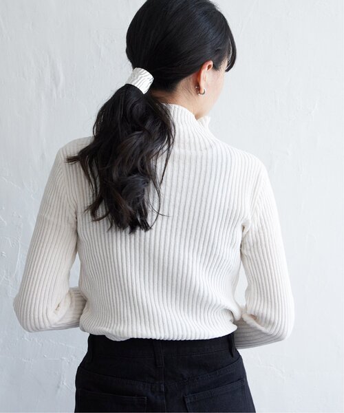 VENCEEXCHANGE（ヴァンスエクスチェンジ）の「モールリブハイネックプルオーバー（ニット/セーター・レディース・グレー/オフホワイト/ブルー/ブラック・FREE）」の12枚目の写真