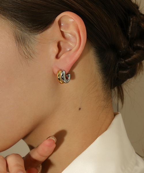 セール】【金属アレルギー対応】2連風 ミニループ デザイン サージカル