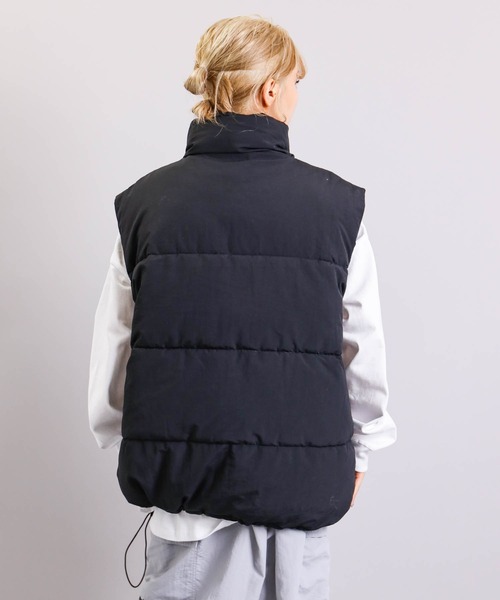 SPINNS（スピンズ）の「【M，L2サイズ展開◎ユニセックスで着用可能】スタンドカラーフェイクダウンベスト（ダウンベスト・メンズ・ブラック/ホワイト/シルバーグレー/ブラウン・M/L）」の21枚目の写真