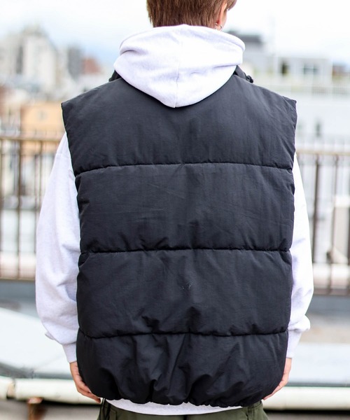 SPINNS（スピンズ）の「【M，L2サイズ展開◎ユニセックスで着用可能】スタンドカラーフェイクダウンベスト（ダウンベスト・メンズ・ブラック/ホワイト/シルバーグレー/ブラウン・M/L）」の11枚目の写真