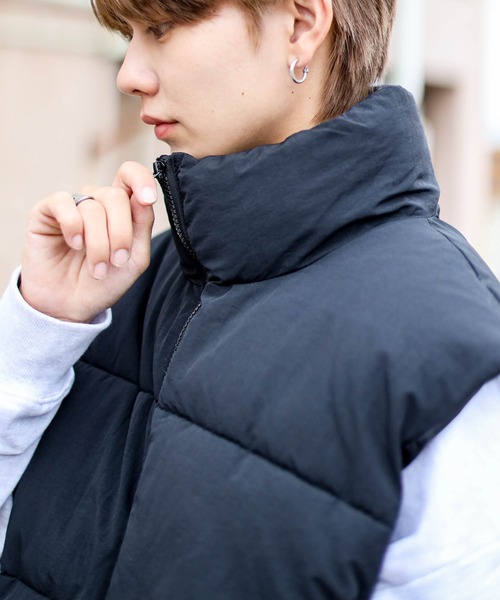 SPINNS（スピンズ）の「【M，L2サイズ展開◎ユニセックスで着用可能】スタンドカラーフェイクダウンベスト（ダウンベスト・メンズ・ブラック/ホワイト/シルバーグレー/ブラウン・M/L）」の17枚目の写真