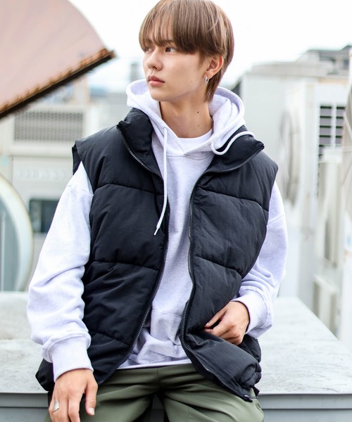 SPINNS（スピンズ）の「【M，L2サイズ展開◎ユニセックスで着用可能】スタンドカラーフェイクダウンベスト（ダウンベスト・メンズ・ブラック/ホワイト/シルバーグレー/ブラウン・M/L）」の9枚目の写真