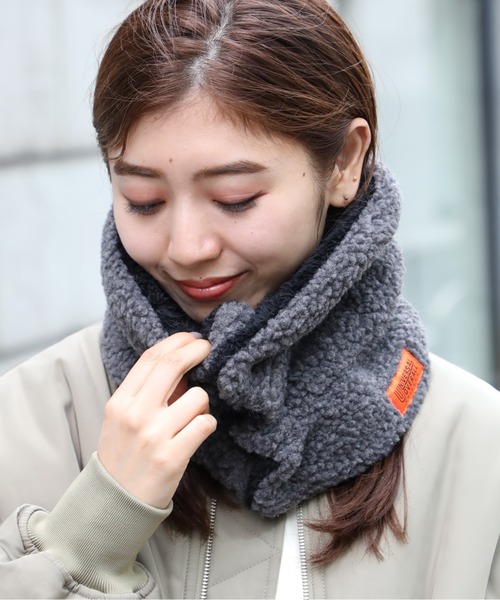 UNIVERSAL OVERALL（ユニバーサルオーバーオール）の「【UNIVERSAL OVERALL】ボアネックウォーマー ※YMY（ネックウォーマー/スヌード・メンズ・グレー/ブラウン/ブラック/ベージュ・FREE）」の16枚目の写真