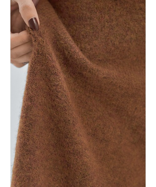 STYLE DELI(スタイルデリ)の「ヤク風クルーネックニットワンピース(ワンピース・レディース・ライトブラウン/ブラック/ライトグレー・01/02)」の8枚目の写真