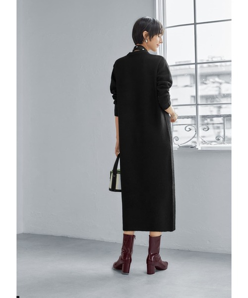 STYLE DELI(スタイルデリ)の「ヤク風クルーネックニットワンピース(ワンピース・レディース・ライトブラウン/ブラック/ライトグレー・01/02)」の15枚目の写真