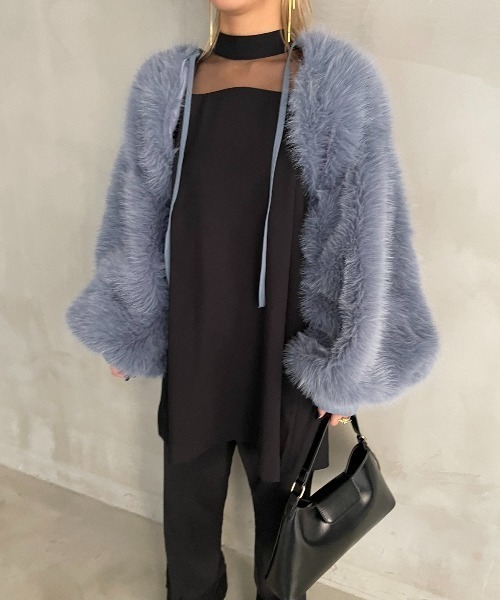 AIC.（エーアイシー）の「リッチファーショートボレロ（カーディガン