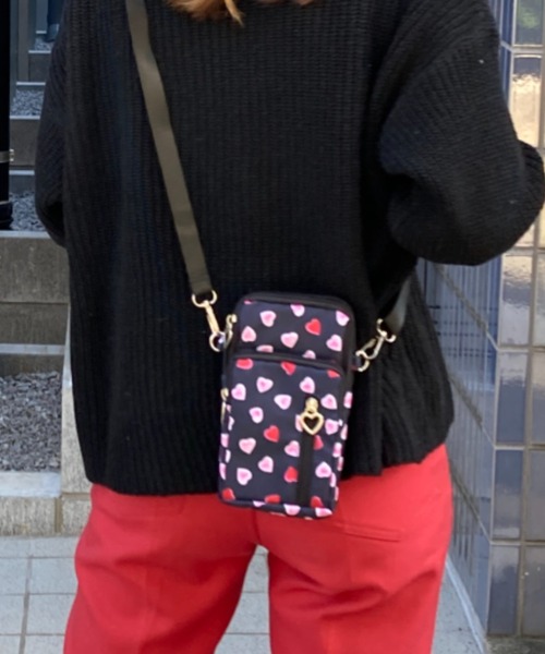 tolene(トレネ)の「スマホショルダー 縦長ミニポシェット(ショルダーバッグ・レディース・A/B/ブラック/ネイビー/C/D・ONE SIZE)」の16枚目の写真