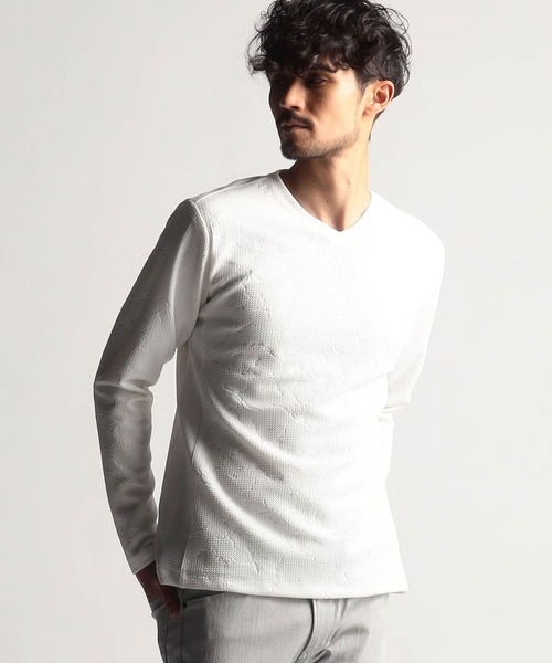 NICOLE CLUB FOR MEN（ニコルクラブフォーメン）の「ブリスターエンボスアラカルト長袖プルオーバ（Tシャツ/カットソー・メンズ・ホワイト系2/ブラック系1/ブラック系2/ホワイト系1・LARGE/MEDIUM/X-LARGE）」の2枚目の写真