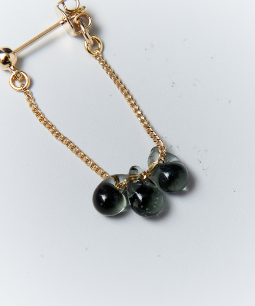 HARIO Lampwork Factory(ハリオランプワークファクトリー)の「【別注】【HARIO Lampwork Factory】ピアス リトルティアーズグレー(ピアス(両耳用)・レディース・グレー・フリー)」の7枚目の写真