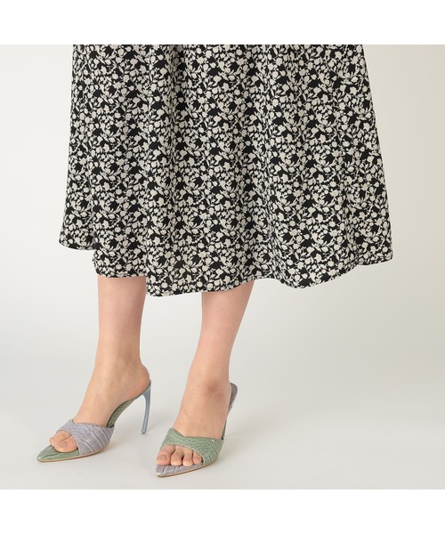 CECIL McBEE（セシルマクビー）の「小花柄バンドカラーワンピース（ワンピース・レディース・ライトベージュ/ブラック・LARGE/MEDIUM）」の7枚目の写真