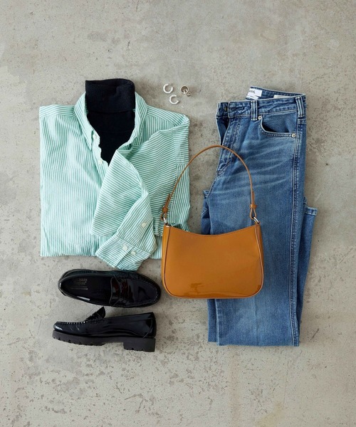 EFOLE（エフォル）の「エナメル  ミニ ショルダー バッグ（ショルダーバッグ・レディース・キャメル/オフホワイト/グリーン・FREE）」の19枚目の写真