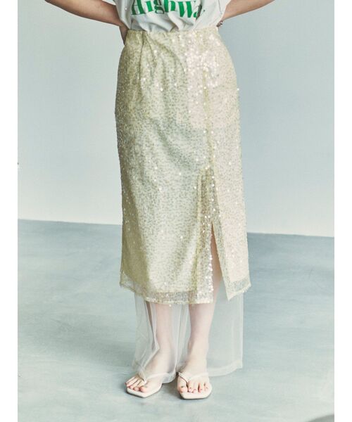 Ungrid(アングリッド)の「ミドル丈スパンコールスカート(スカート・レディース・アイボリー/ブラック・FREE)」の3枚目の写真