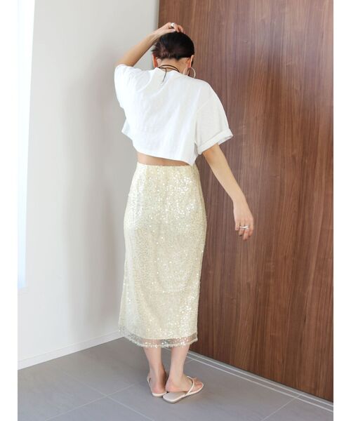 Ungrid(アングリッド)の「ミドル丈スパンコールスカート(スカート・レディース・アイボリー/ブラック・FREE)」の7枚目の写真