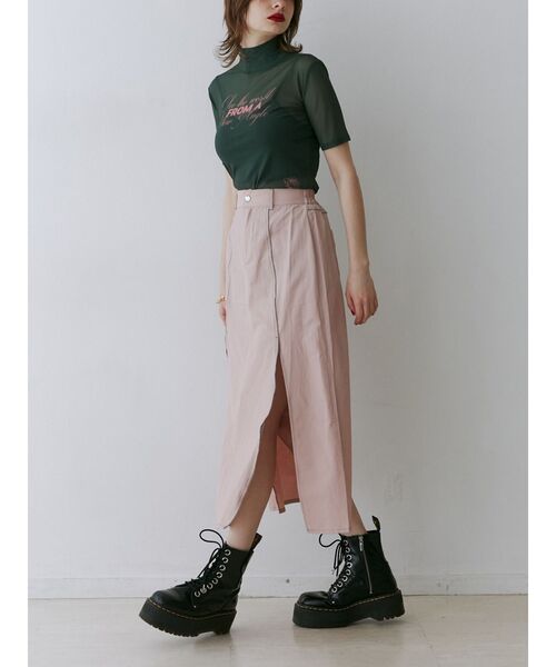 jouetie(ジュエティ)の「ハーフスリーブタトゥーシアートップス(Tシャツ/カットソー・レディース・ブラック/オフホワイト/カーキ・MEDIUM)」の9枚目の写真